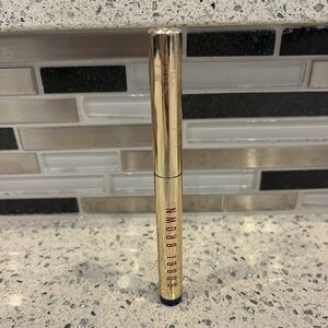 Bobbi Brown Sapphire Long wear cream shadow stick.